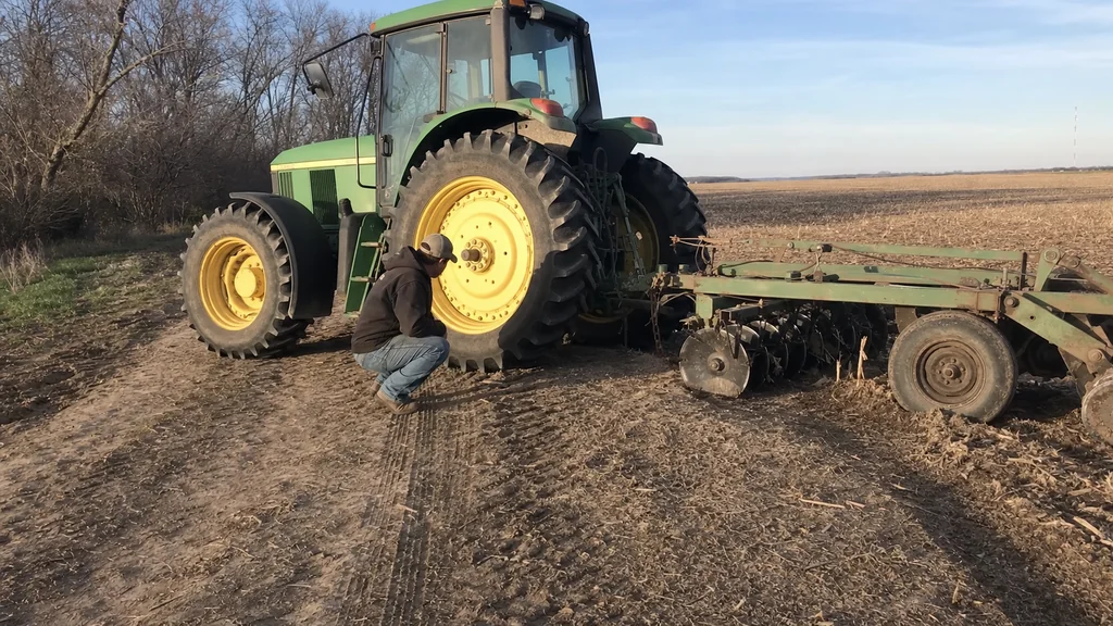 How Can Poor Tractor Traction Be Diagnosed Safely?